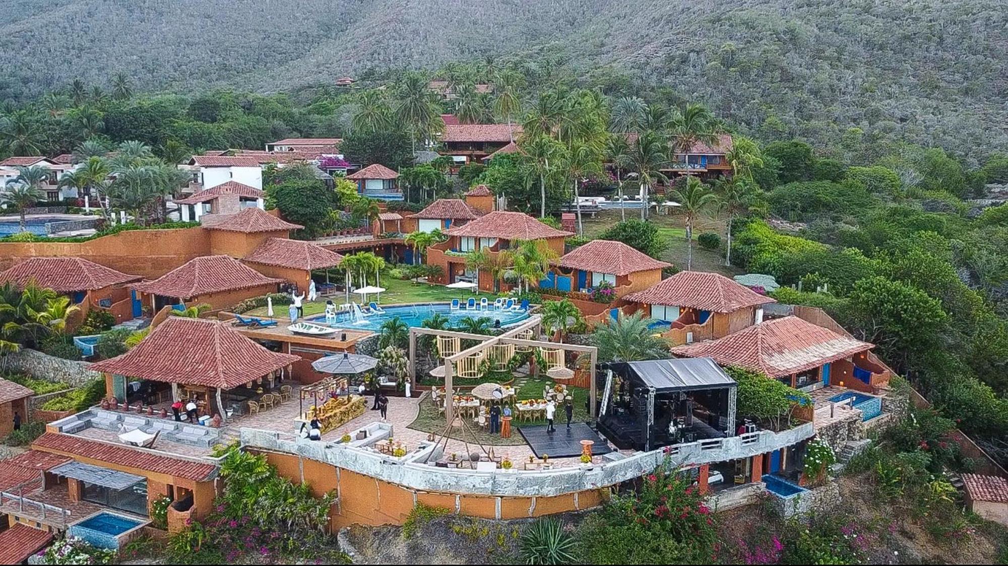 Cala Margarita Hotel Paraguachi Екстер'єр фото